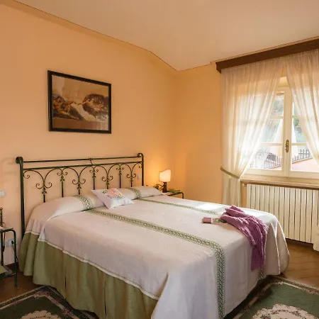 Umbria-tuscany With Pool Сasa de vacaciones