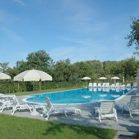 Umbria-tuscany With Pool Сasa de vacaciones