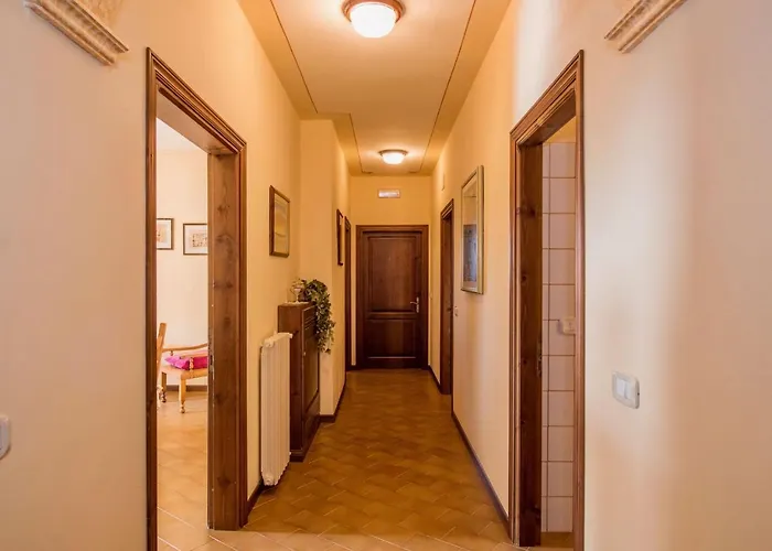 Umbria-tuscany With Pool Ravigliano